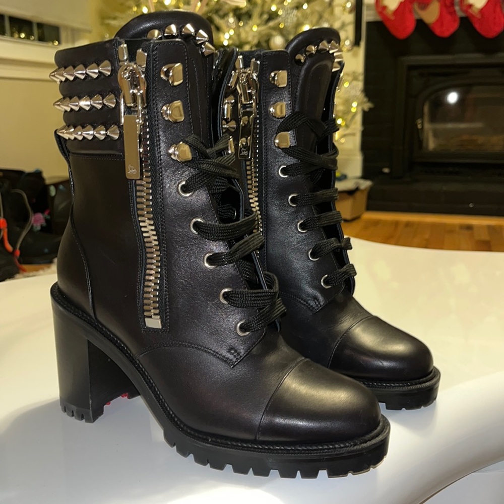 Worn once. CL black combat boot with spikes - Picture 3 of 15